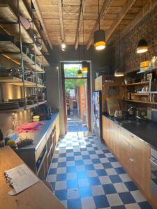 Etagère pour l'atelier Bibenbou