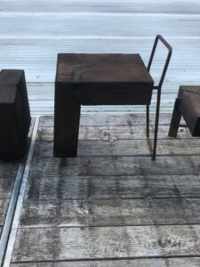 Tabourets Pretty Ugly