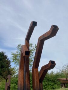 Sculpture Hesitation