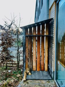 Abris bois en métal et bois Aude et Damien